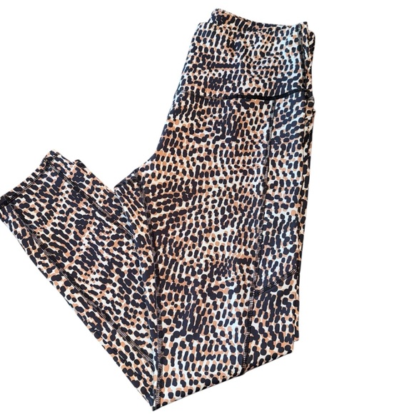 Move Theology Pants - Move Theology Printed Leggings with Scoop Pockets Women's Sz Large NWOT